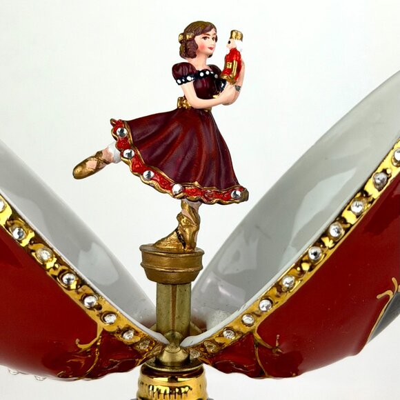 Music Box Clara & Nutcracker Nutcracker Ballet Plays "Dance of the Plum Fairy" - Picture 11 of 15